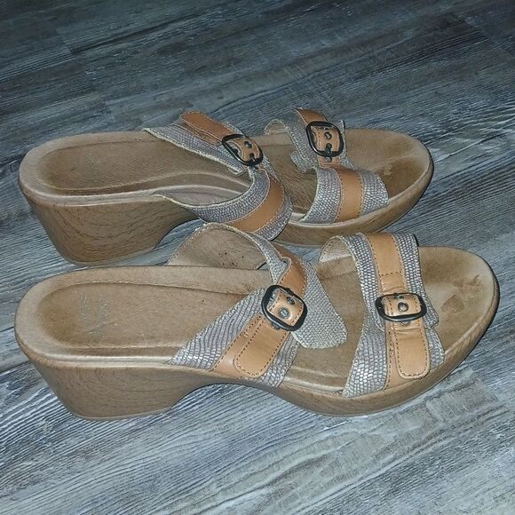 Dansko tan leather wedge sandals  Sz 39  EUC worn once - Picture 5 of 8